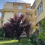 Tatiana Pines Апартаменты Обзор