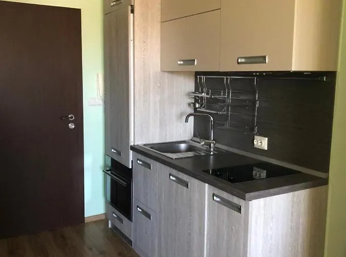 아파트 Tatiana Pines *