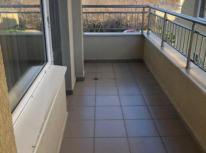 Tatiana Pines 아파트 *