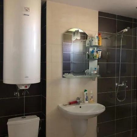Tatiana Pines Apartment Obzor